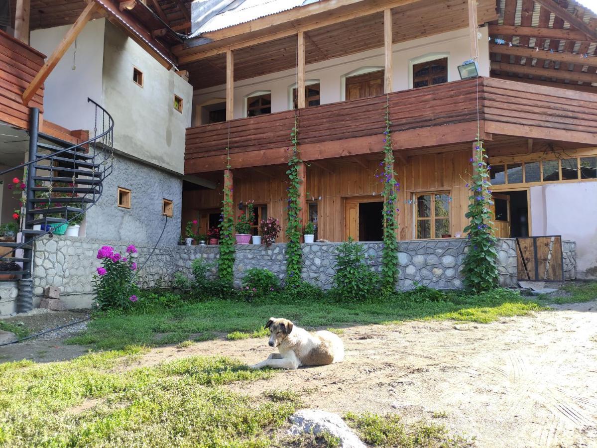 Ecohouse Svaneti Mestia Buitenkant foto