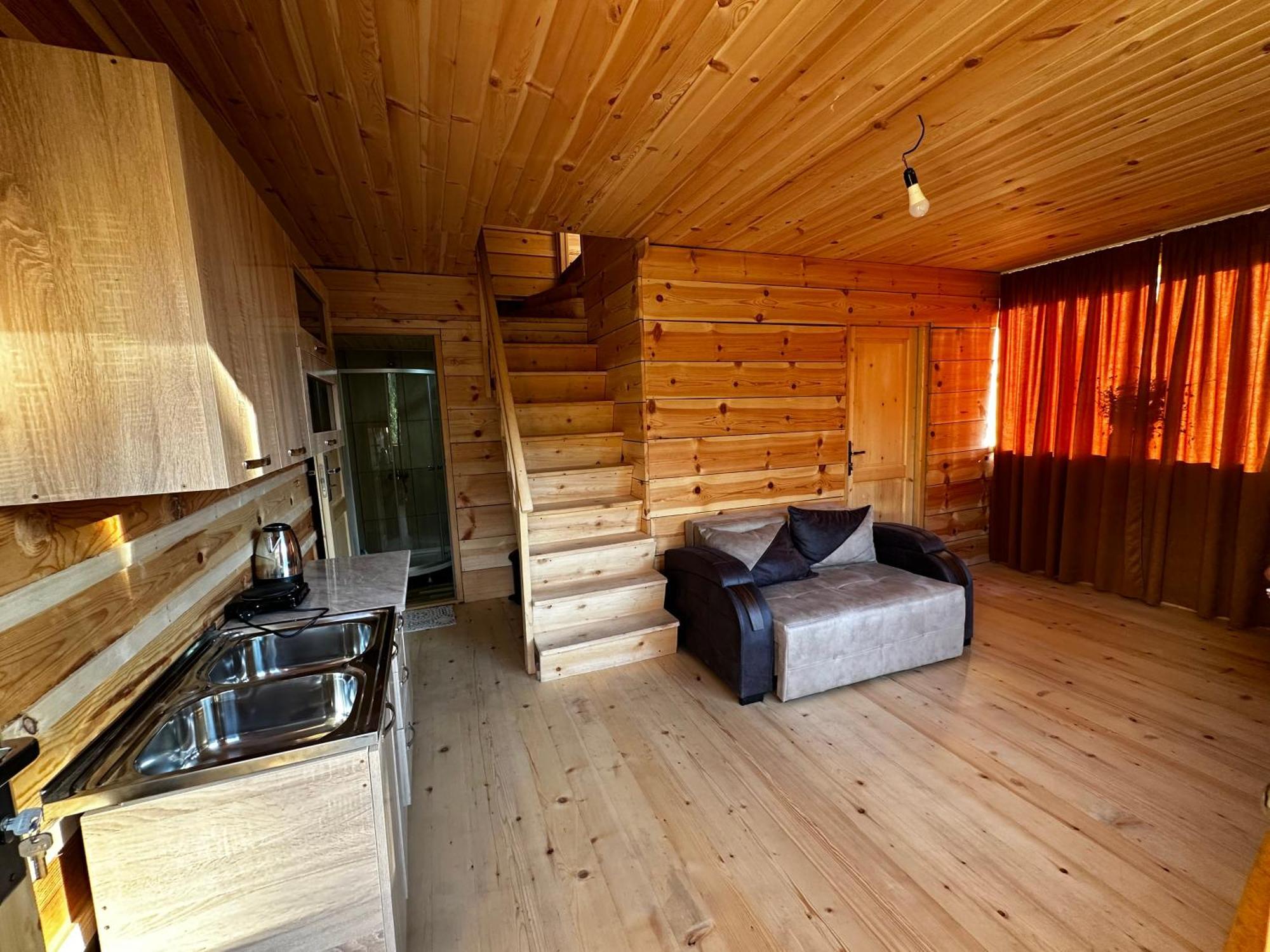 Ecohouse Svaneti Mestia Buitenkant foto